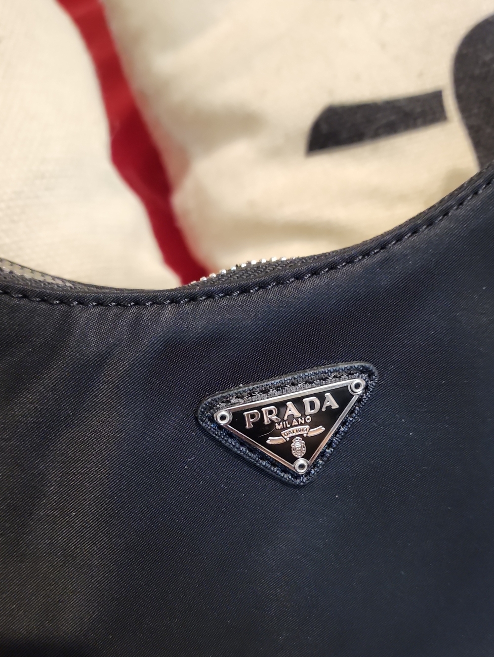 Authentic PRADA Milano Re Edition 2005 Crossbody Tessuto Nylon Bag - WOW! DEAL! - Picture 2 of 7